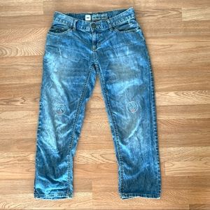 Low-rise Boyfriend Jeans